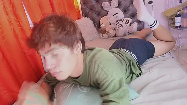 Jacobelord Adlı Modelin Canlı XXX Sohbeti