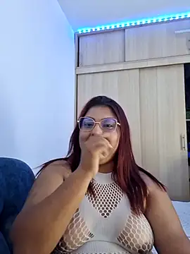 Chat XXX en directo de Amira-sultan