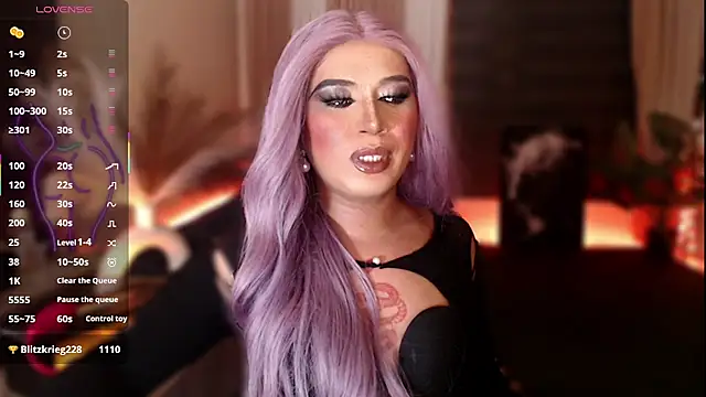 mslilly_croft Pertunjukan Webcam