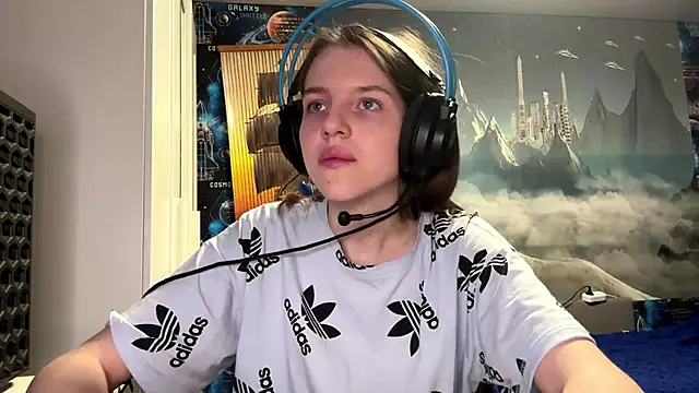 Онлайн чат XXX Elira_Breeze