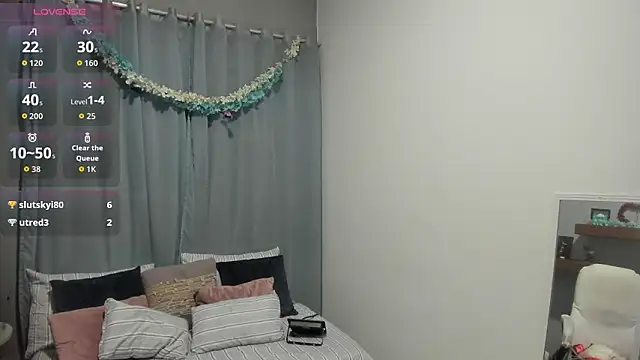 Raven_sweeteyes' Live XXX Chat