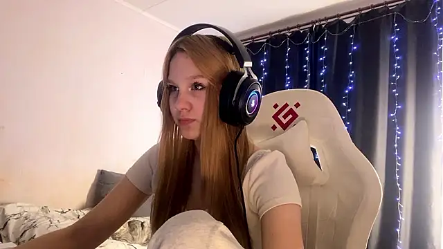 Онлайн чат XXX axin_burnell