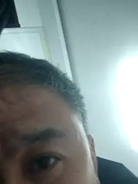 wanggang880903's Live XXX Chat