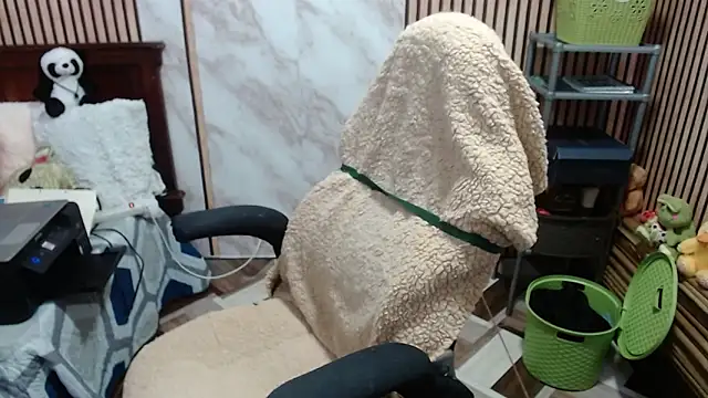 Chat +18 de Sonialorens_ ao vivo