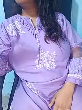 Its-SimranのライブXXXチャット