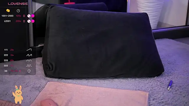 BabbyAisha – Naživo XXX chat