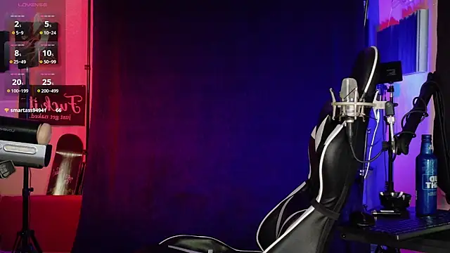 FiftyShadez – webcam-show