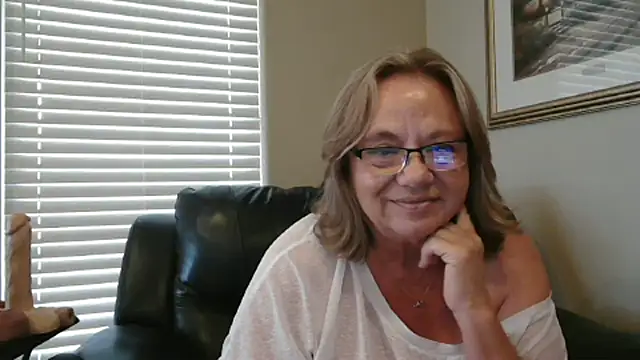 BustyAnnie's Webcam Show