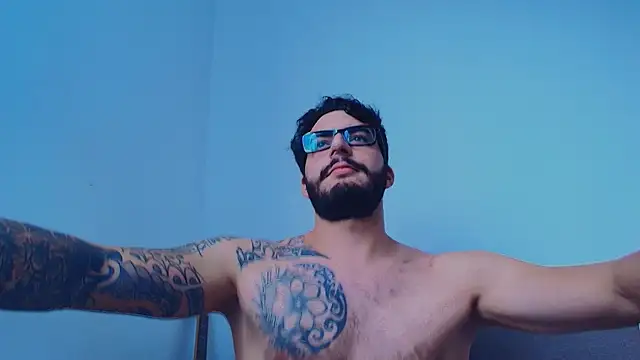 thomas_gun Live XXX Chat