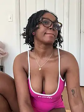 Chat XXX Live mochamimi