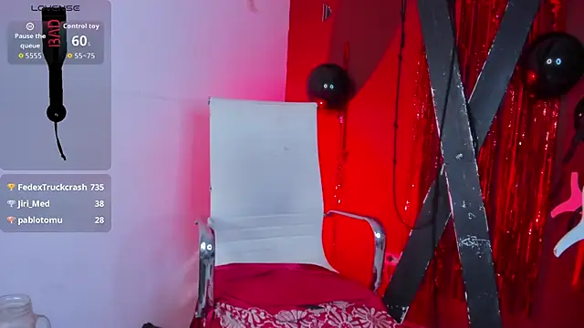 XXX chat uživo modela Alana_Jones_