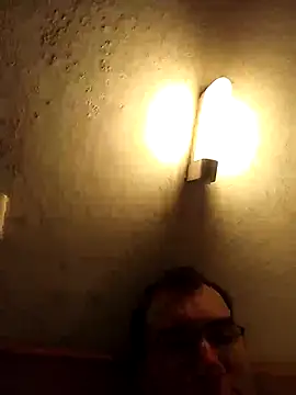 LolGamer54321's Live XXX Chat