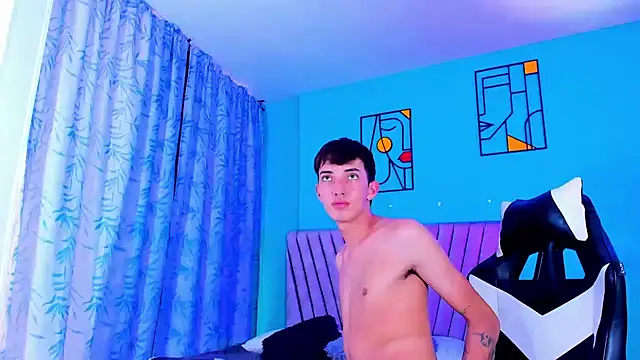 Chat XXX en directo de Maikol_Ortiz