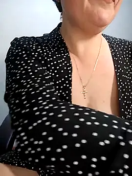 EllaLove2277 Chat XXX live