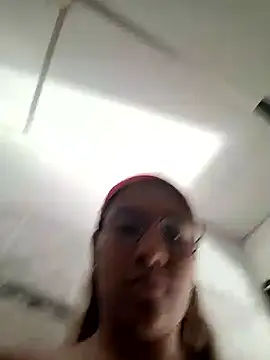 Sofythom1's Webcam Show