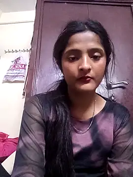 Chat XXX en directo de KittyBby14