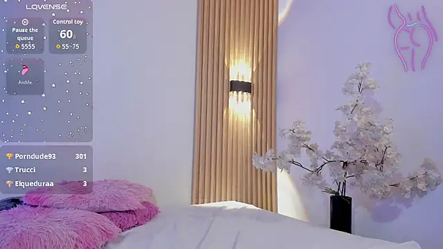 LaylaEmber Live XXX Chat