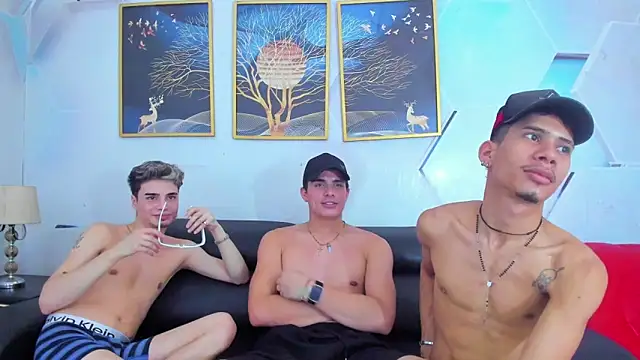 Alex_jeins_at webcam show