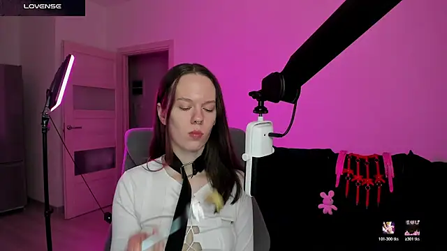 Goddess_of_Fertility Adlı Modelin Canlı XXX Sohbeti