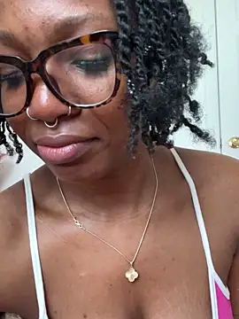 mochamimiのライブXXXチャット