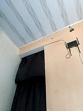 Živý XXX chat Liancy