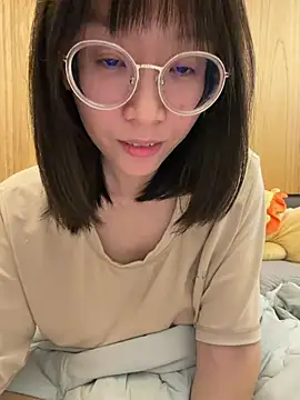 Ashepova000 ওয়েবক্যাম শো