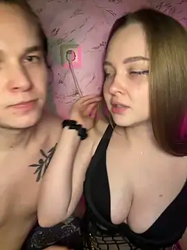 _Loveee_57 Pertunjukan Webcam