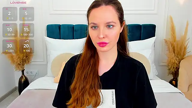 Živý XXX chat MonaRicci