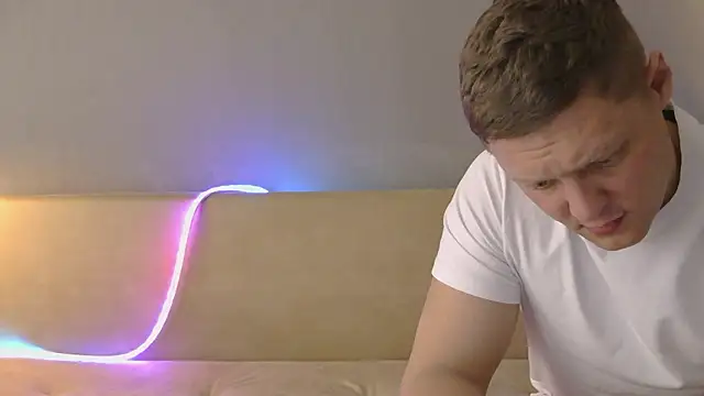 CandySurprise19のライブXXXチャット