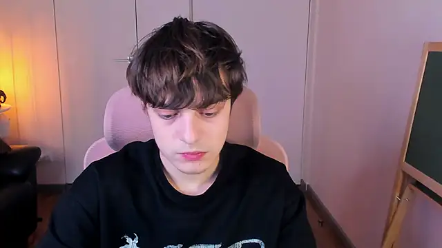 MaxVibee's Live XXX Chat