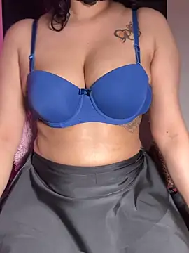 Squirt_Queen_X Adlı Modelin Canlı XXX Sohbeti