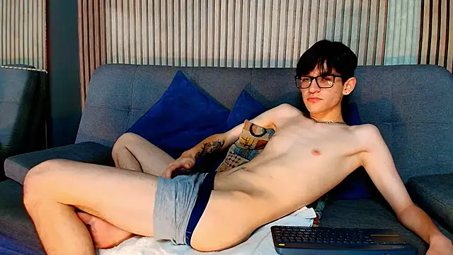 دردشة Jax_valentine الجنسية المباشرة