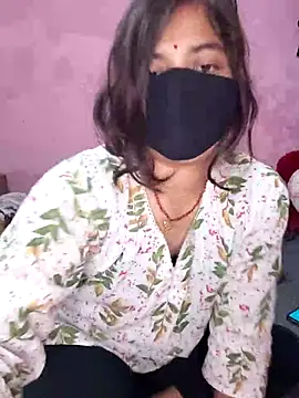 hiddennisha Chat XXX live