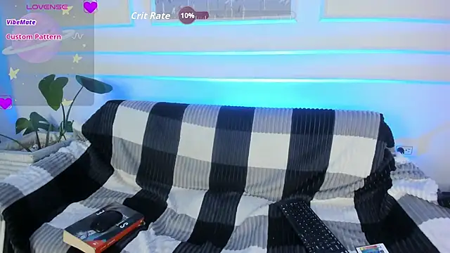 AliceMadnes' Live XXX Chat