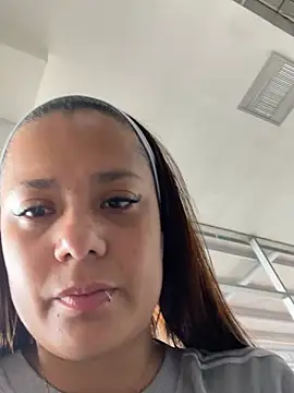 Pretty__Milf: απευθείας συνομιλία ΧΧΧ