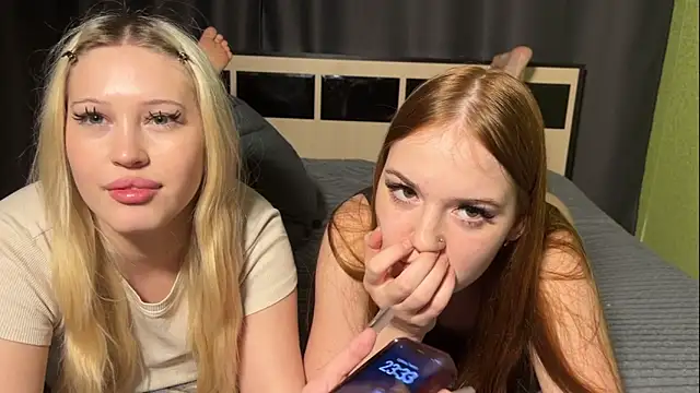 lunarora Webcam Show