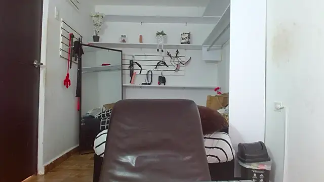 Aleja_sexymilf – Live XXX-chat