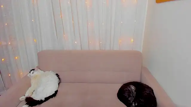 FieryHeart's Live XXX Chat