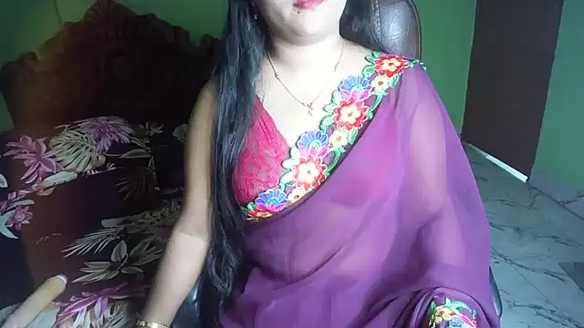 Онлайн чат XXX BengaliQueenStar