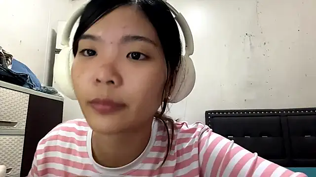 XXX chat uživo modela TerrilynJodon