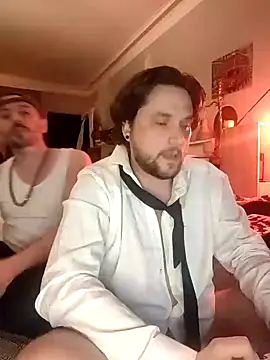 Titilouonlyf69 Adlı Modelin Canlı XXX Sohbeti