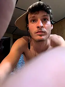 B8RHUNG webkamerás műsora