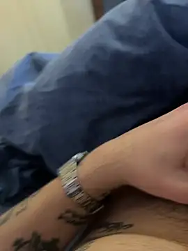 simo232323 live XXX chat