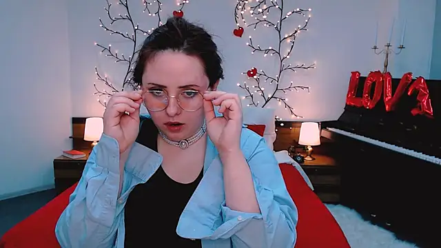 Hennessy_bunny élő XXX-chatje