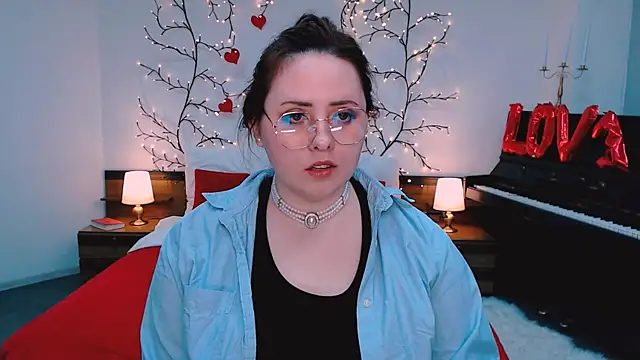 Hennessy_bunny live XXX chat