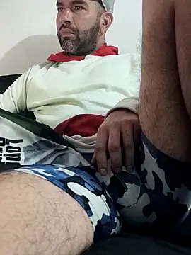 hairyandbigmann's Live XXX Chat