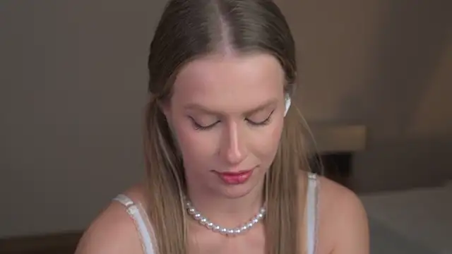 ella_twinkl Chat XXX live