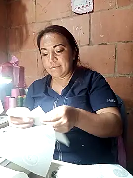 isis_miloven Live XXX chat