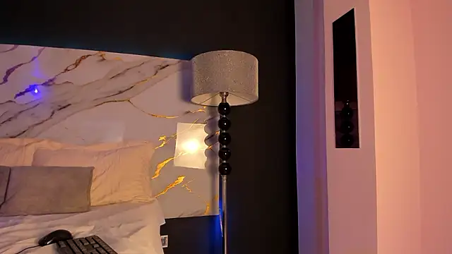 Jacky-wolf1 Live XXX Chat