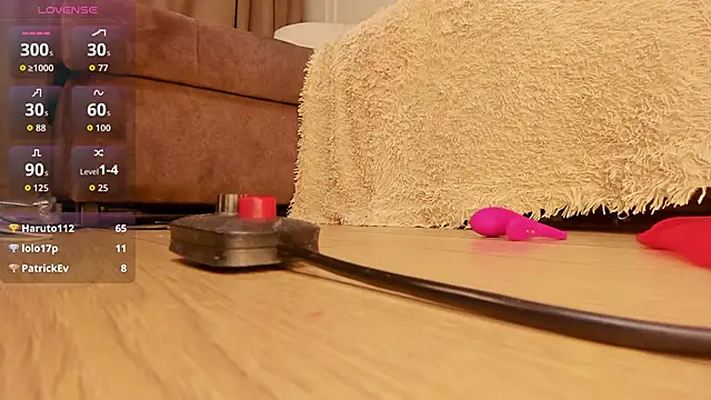 s00nie: онлайн-секс-чат